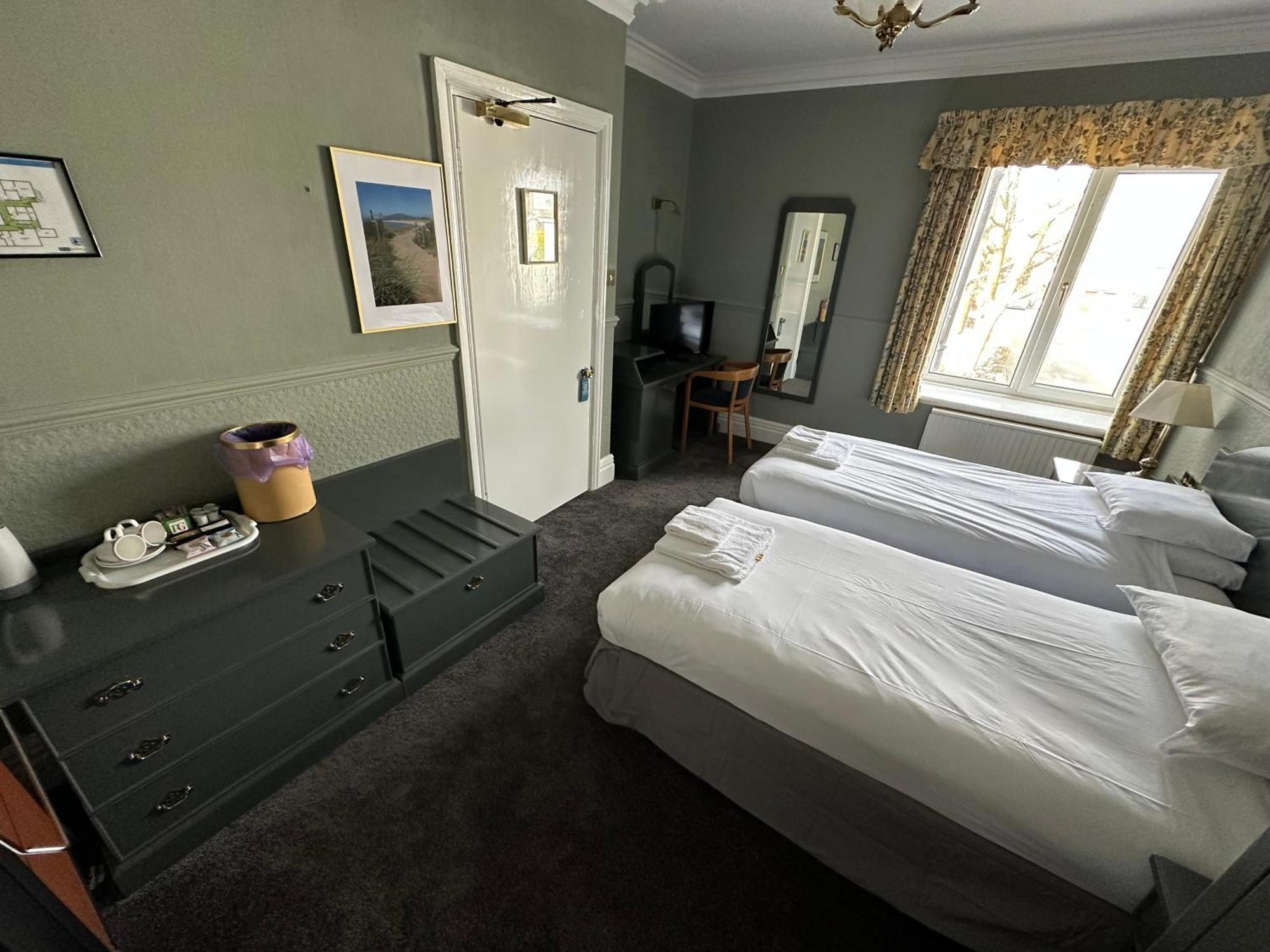 Clarkes Hotel Barrow In Furness Luaran gambar